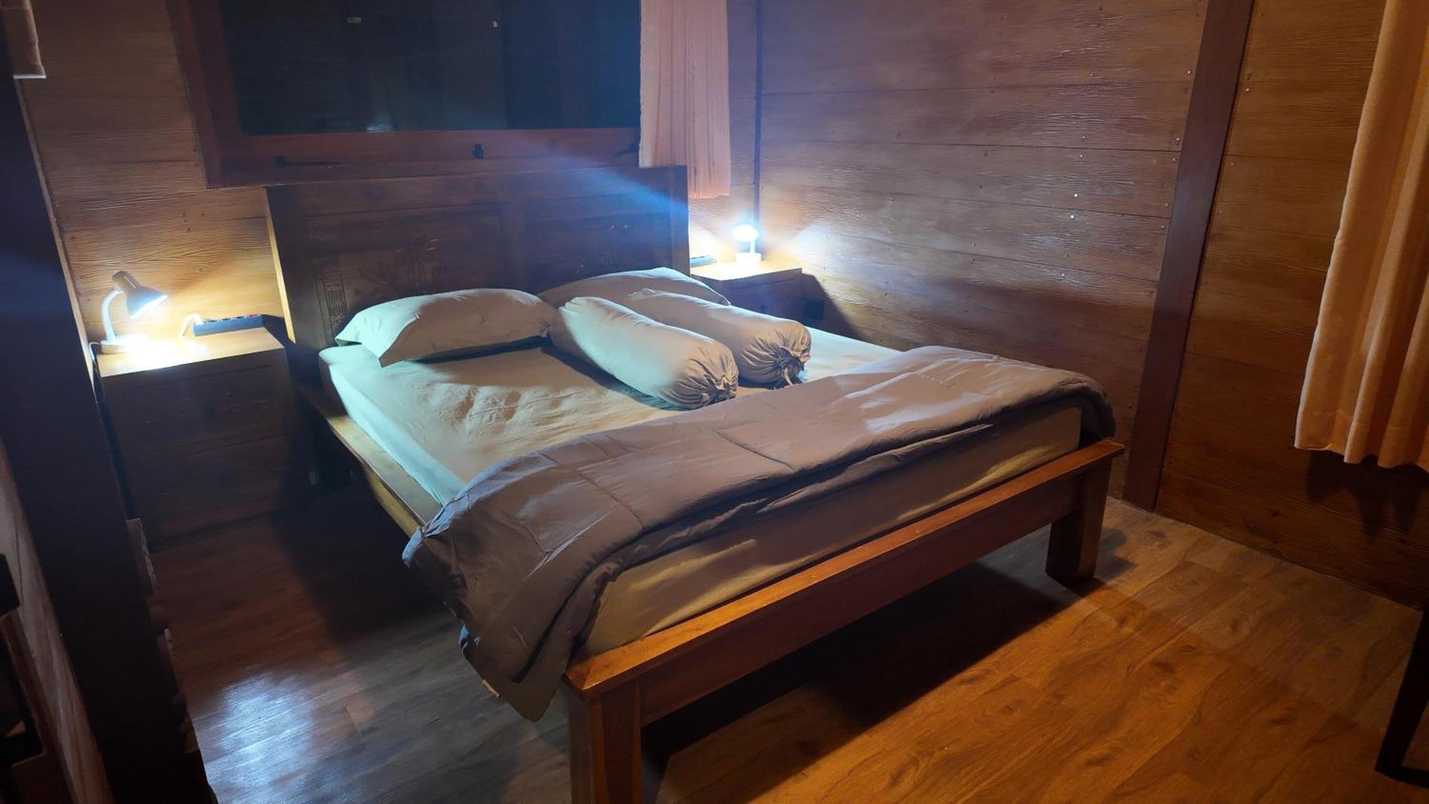 Villa Private Joglo In Heart Of